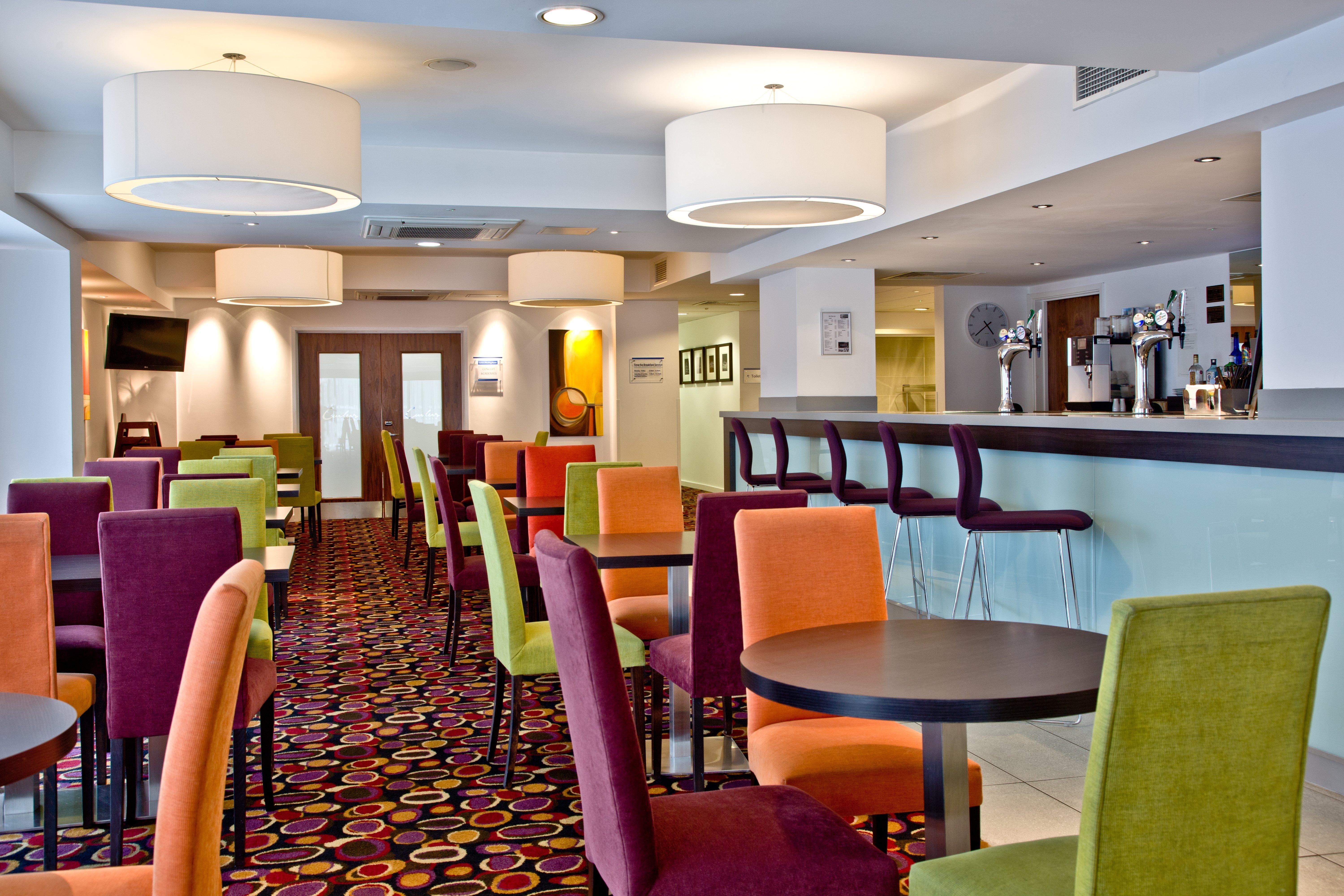 Holiday Inn Express Birmingham South A45, An Ihg Hotel Exterior photo